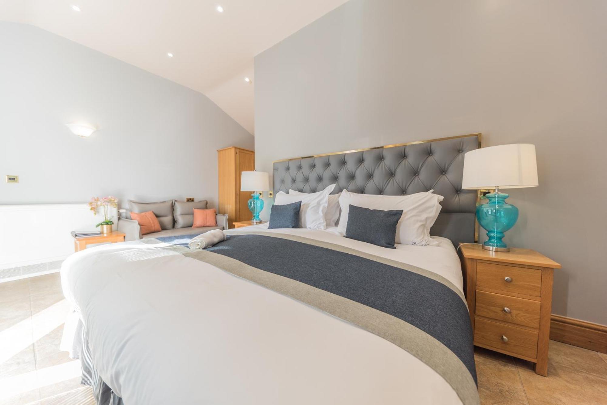 Ambleside Rooms & Suites - Stylish Stays With Breathtaking Views - Stay Longer, Save More 외부 사진