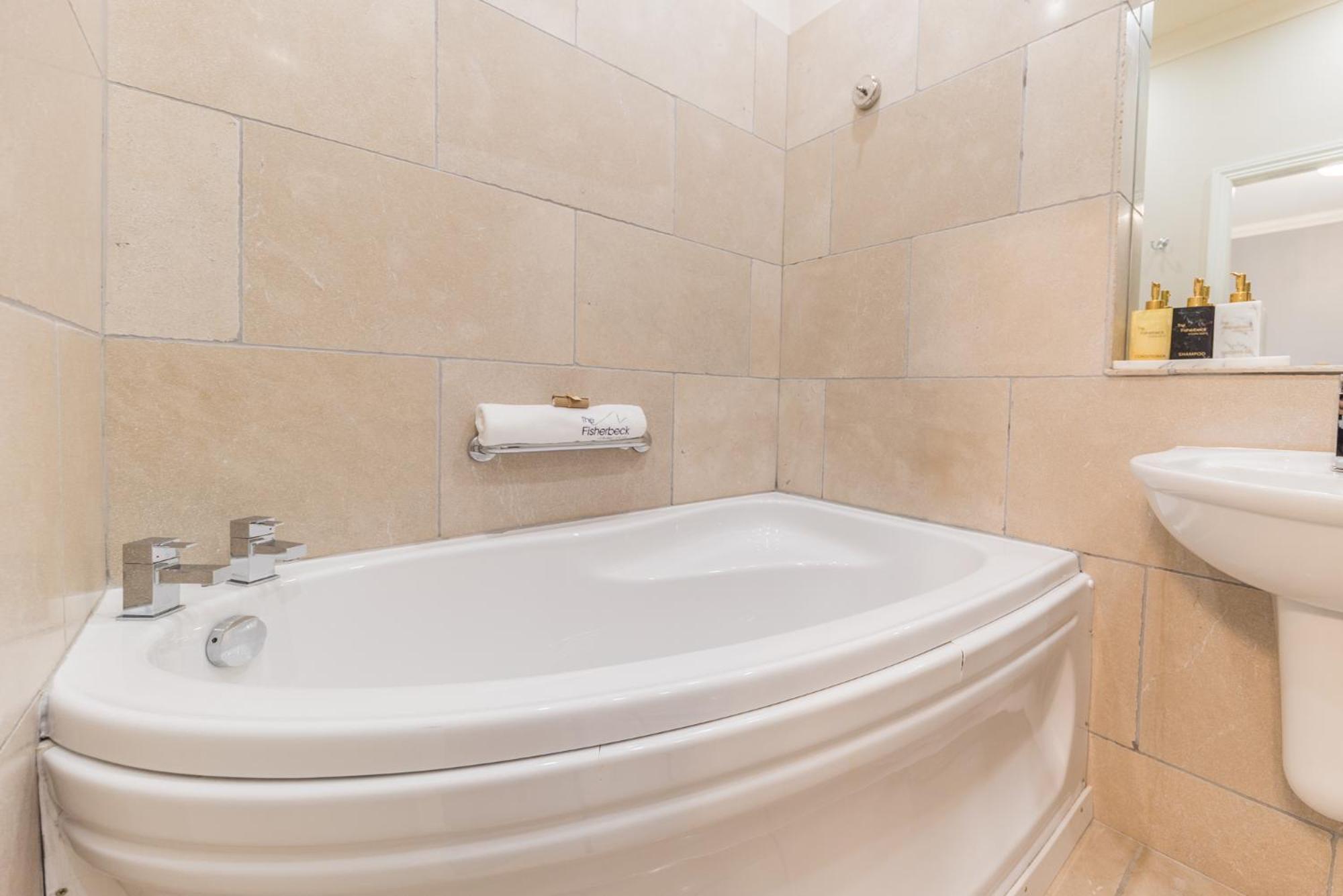 Ambleside Rooms & Suites - Stylish Stays With Breathtaking Views - Stay Longer, Save More 외부 사진
