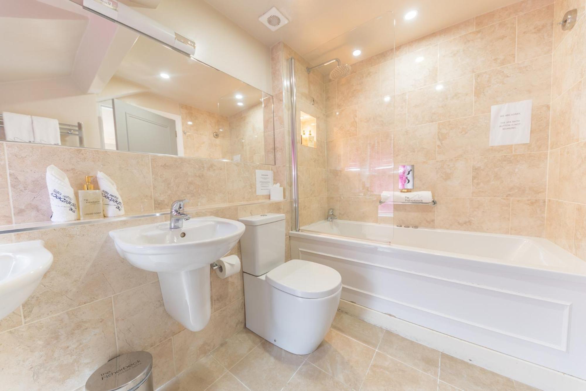 Ambleside Rooms & Suites - Stylish Stays With Breathtaking Views - Stay Longer, Save More 외부 사진